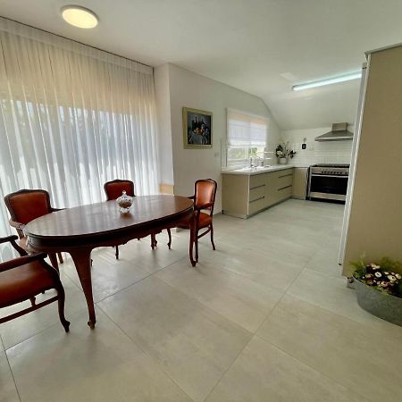Orhan Havaya Sheʼar Yashuv Exterior foto