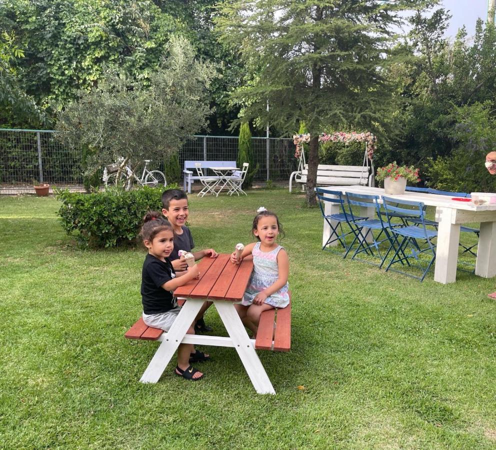 Orhan Havaya Sheʼar Yashuv Exterior foto