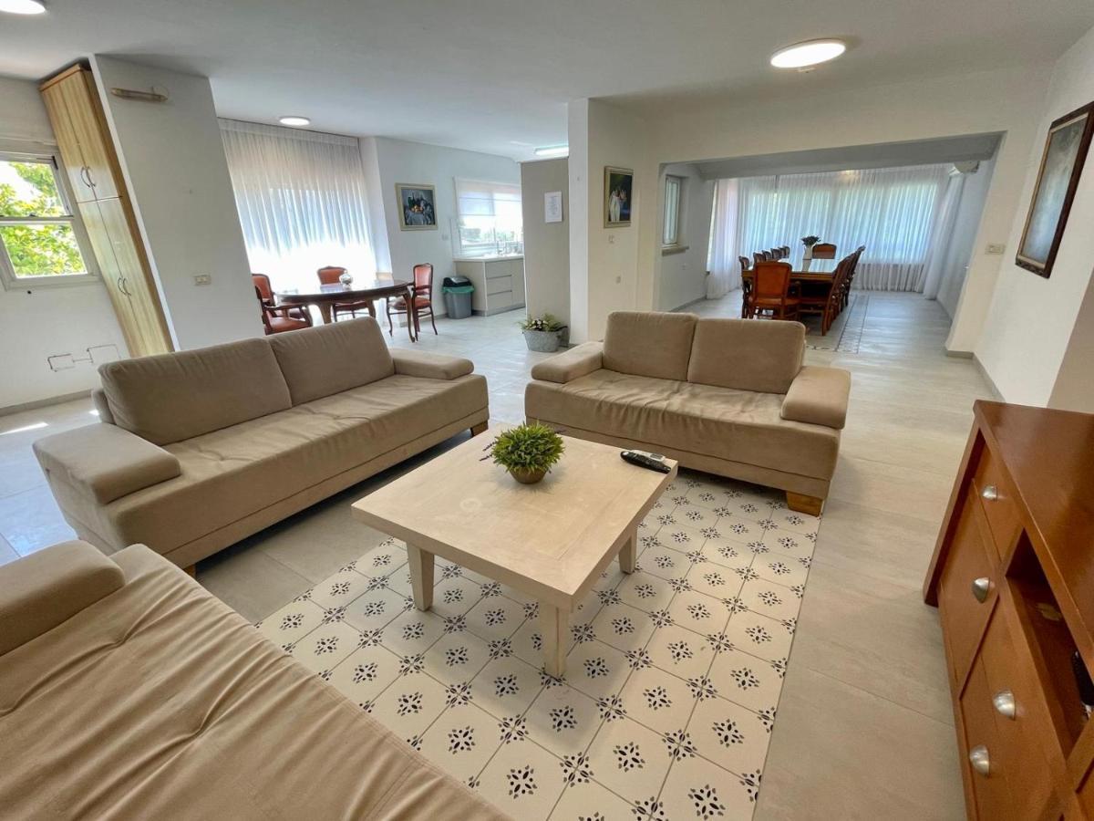 Orhan Havaya Sheʼar Yashuv Exterior foto